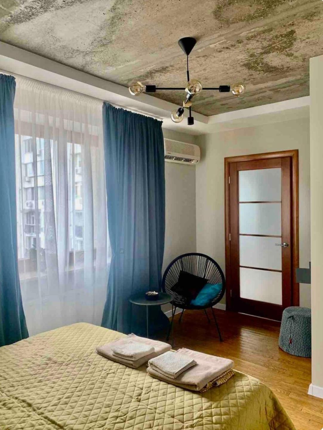 Сучасні Апартаменти У Самому Серці Одеси Odesa Exterior photo